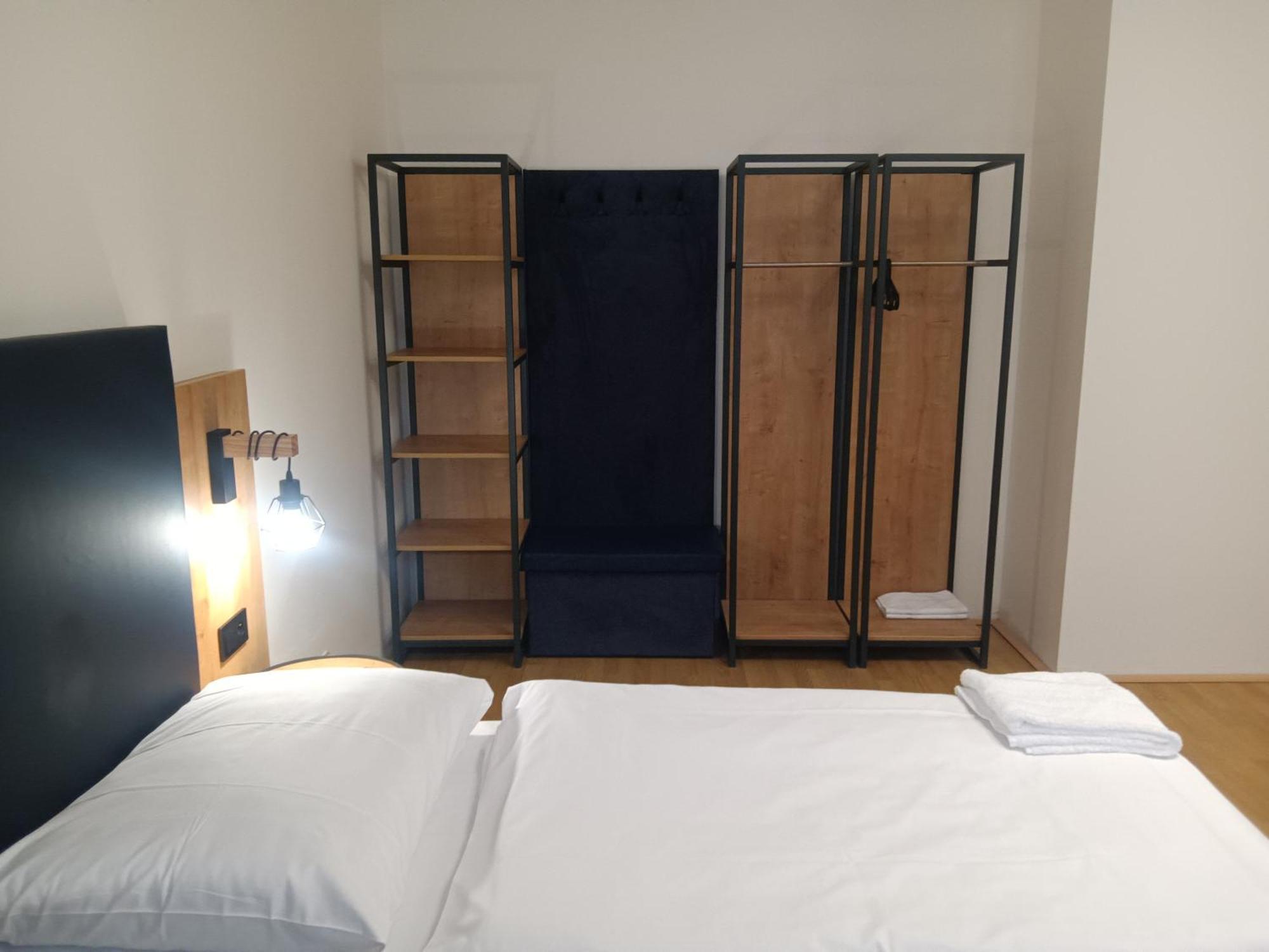 Powder Tower Suites Прага Екстер'єр фото