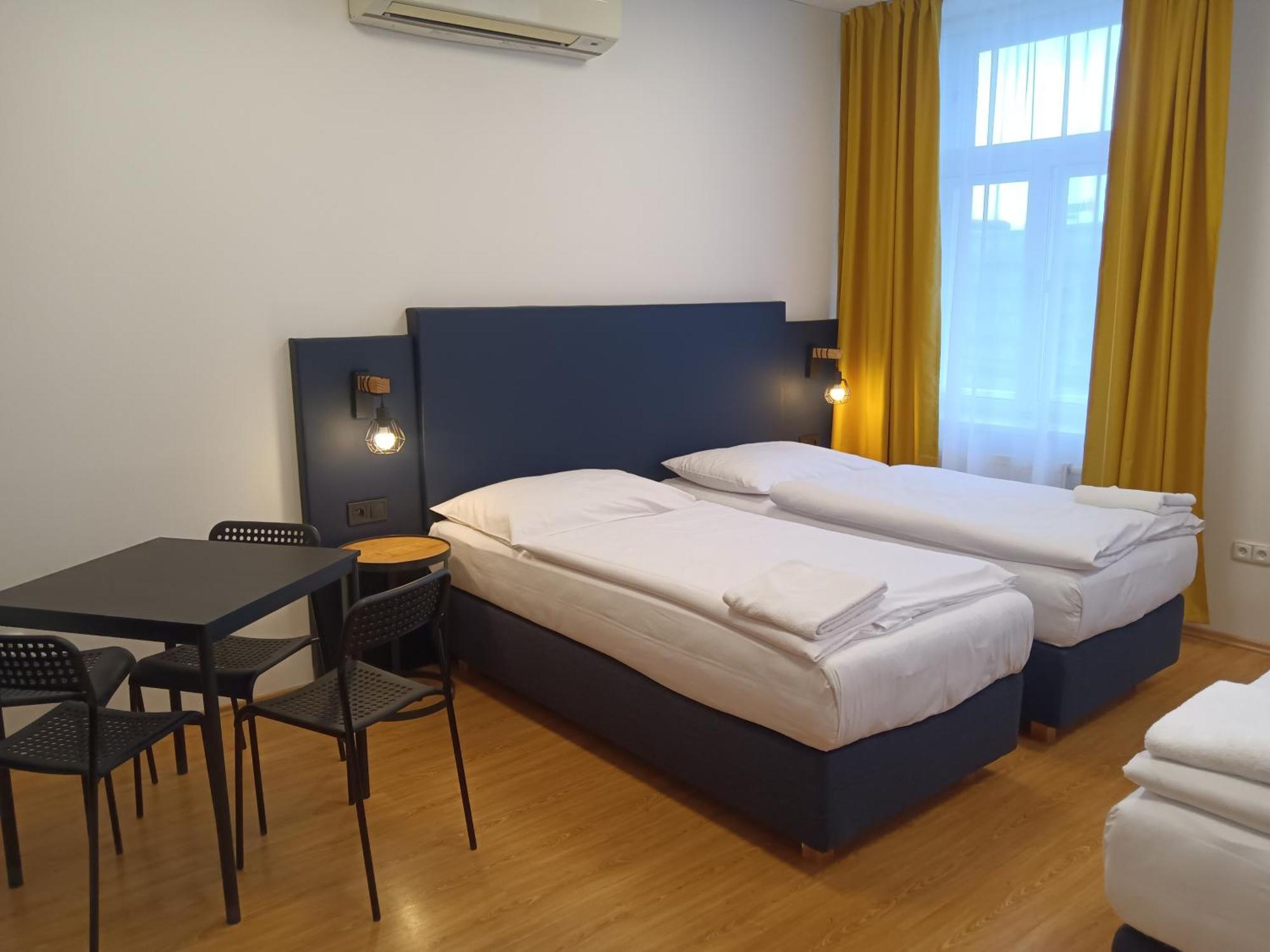 Powder Tower Suites Прага Екстер'єр фото